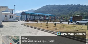 After giving free access to HMVs 11616 trucks traverse highway in 3 days