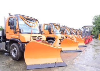 LG dedicates specialized snow clearance equipments to public