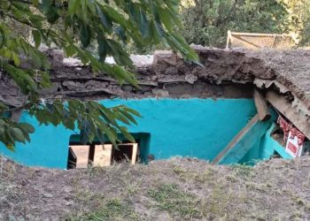 Man killed, 3 people injured as house collapses in Poonch