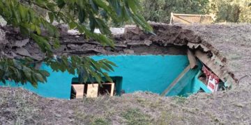 Man killed, 3 people injured as house collapses in Poonch