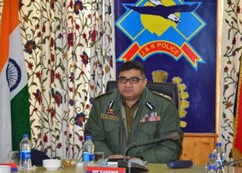 IGP Kashmir Tours To Awantipora, Chairs security Review Meeting: Police