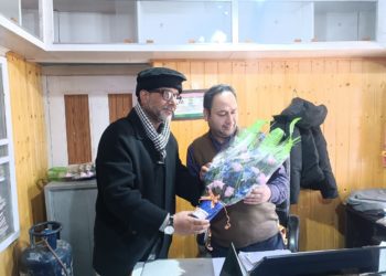 Youth Welfare Society Hajin Extends Warm Welcome to Newly Appointed Tehsildar, Mr. Abdul Wasee-ul-Rouf Deva