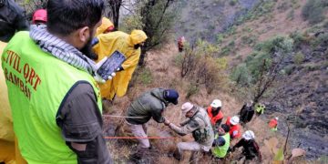 10 people killed as cab plunges into gorge on highway in Ramban
