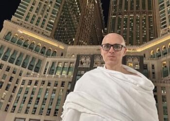 CM Omar Abdullah leaves for Saudi Arabia to perform Umrah