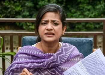 Iltija Mufti Supports Liquor Ban Bill, Calls It Threat to Lives & Families; Launches Signature Campaign
