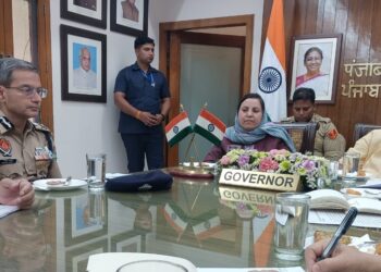 Sakeena Itoo Calls on Punjab Governor; Raises Issues of J&K Students, Business Community in Wake of Pahalgam Attack