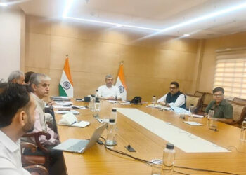 Union Minister Shri Ashwini Vaishnaw holds Consultations with News Media Organisations Ahead of WAVES 2025