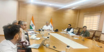 Union Minister Shri Ashwini Vaishnaw holds Consultations with News Media Organisations Ahead of WAVES 2025