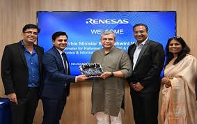 Union Minister Shri Ashwini Vaishnaw Unveils India’s First 3nm Chip Design Centres in Noida and Bengaluru
