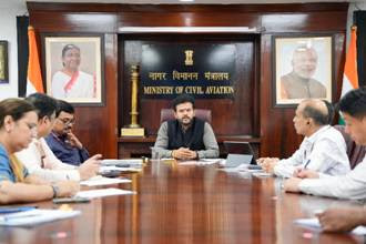Union Minister Shri Ram Mohan Naidu chairs MoCA review meeting on safety, passenger facilitation and airline performance