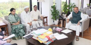 Kashmiri Pandit Delegation Meets Delhi CM Rekha Gupta Over Pending Issues