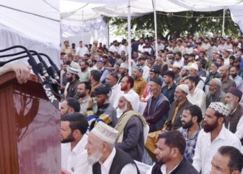 CM Omar Abdullah Visits Mahore, Reassures Flood-Hit Families of his Government’s Unwavering Support