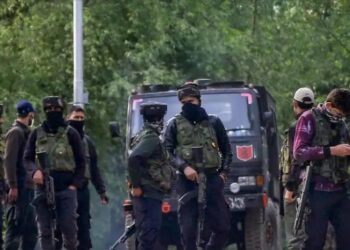 Terrorist Killed, Army Officer Injured in Kulgam Encounter