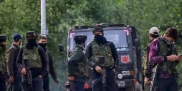 Terrorist Killed, Army Officer Injured in Kulgam Encounter