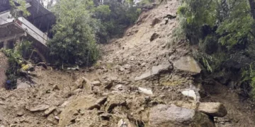 7 Kashmiris Feared Dead after Landslide Hits Himachal’s Kullu