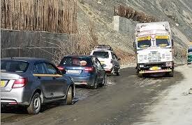 NH Closure Triggers Price Hike in Kashmir