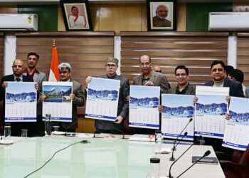 CM Omar Abdullah unveils 2026 Tourism, JKCCC Calendars; launches Tourism Kashmir Website, Skiing courses