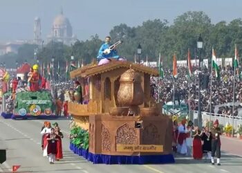 Crafts, Music of J-K Display Cultural Richness at Republic Day Parade