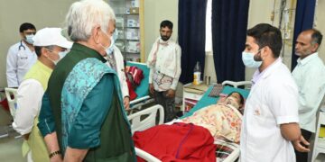 LG Manoj Sinha Visits Injured Road Accident Victims at GMC Udhampur