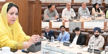 Sakeena Itoo Reviews Proposed AI Initiatives of IIT Jammu for Reforms in School Education, Health Sectors